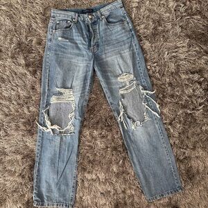 Aeropostale Distressed Woman’s button fly Jeans